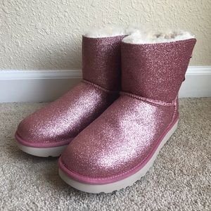 Size 9 pink glitter uggs